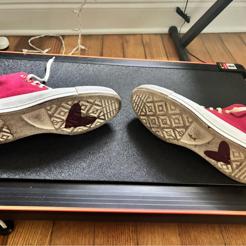 Converse Chuck Taylor 70 Red High-Top 2023 Valentines Day Size 9 - Picture 5 of 6